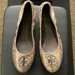Adorable Tory Burch Ballet Flats